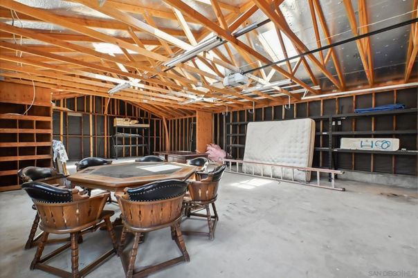 Interior, Wooden Beams