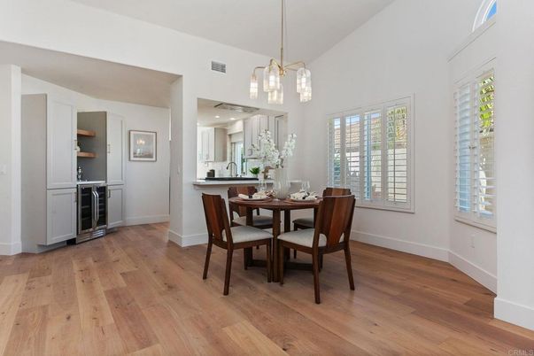 Dining room, Interior, Kitchen, Pendant Lights, Recessed Lighting, Wood Texture Flooring