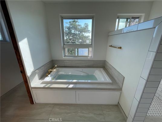 Bathroom, Hot Tub, Interior
