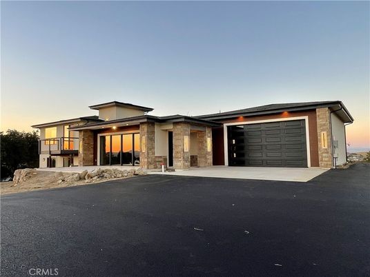 Attached, Exterior, Facade, Modern