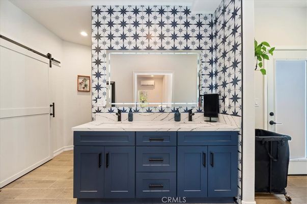 Bathroom, Interior, Recessed Lighting, Wood Texture Flooring