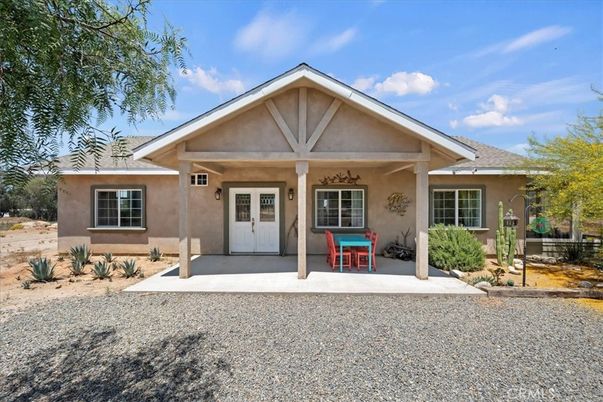 Exterior, Facade, American Craftsman