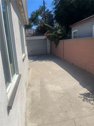 Detached Garage, Exterior