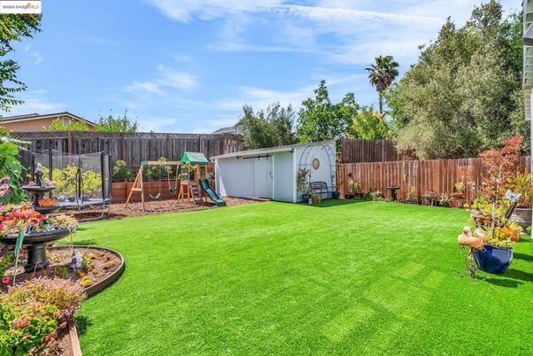 Backyard, Exterior, Playground
