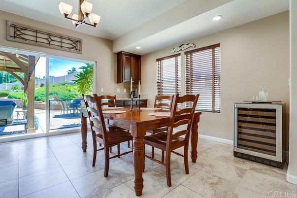 Chandelier, Dining room, Interior, Recessed Lighting
