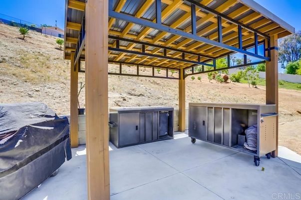 Exterior, Hot Tub
