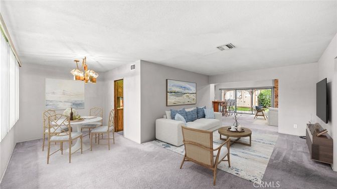 Chandelier, Dining room, Interior, Living room