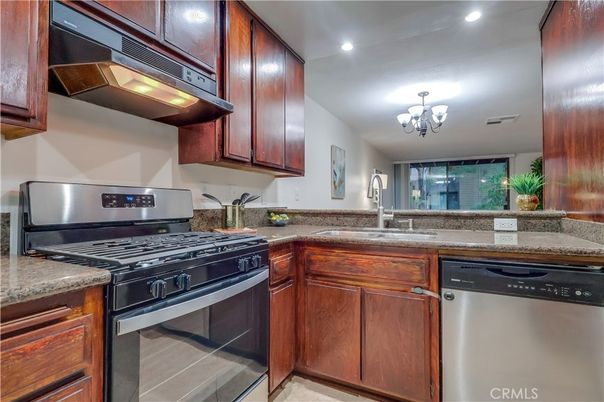 Chandelier, Interior, Kitchen, Recessed Lighting, Stainless Steel Appliances