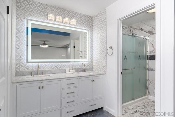 Bathroom, Glass Shower, Interior