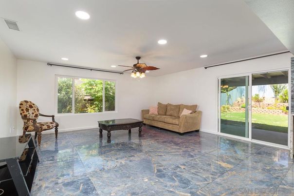 Game Room, Interior, Recessed Lighting