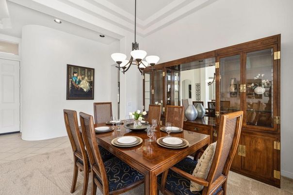 Chandelier, Dining room, Interior