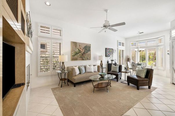 Interior, Living room, Pendant Lights, Recessed Lighting