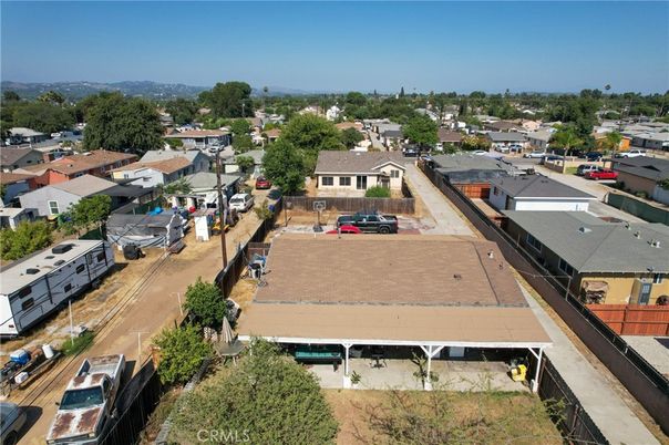 Exterior, Drone