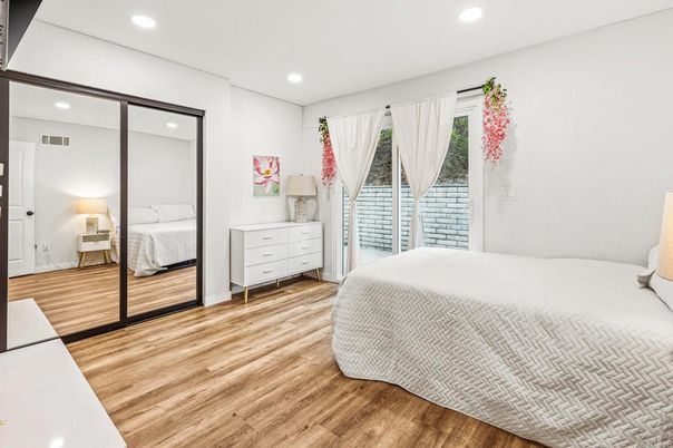 Bedroom, Interior, Recessed Lighting, Wood Texture Flooring