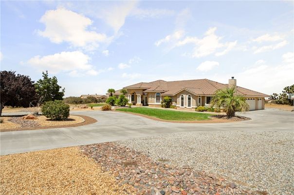 Attached, Backyard, Exterior, Facade, Ranch
