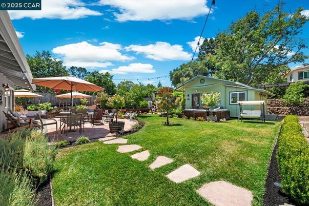 Backyard, Exterior, Hot Tub