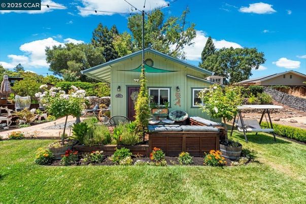Backyard, Exterior, Hot Tub