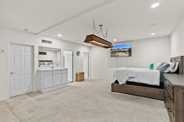 Bedroom, Interior, Pendant Lights, Recessed Lighting