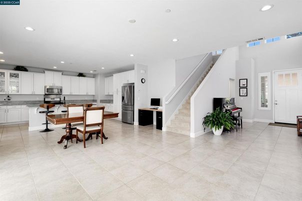 Dining room, Interior, Kitchen, Recessed Lighting