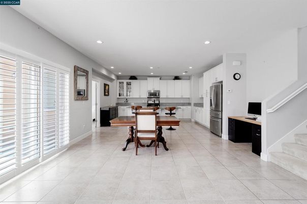 Dining room, Interior, Kitchen, Recessed Lighting, Stainless Steel Appliances