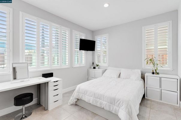 Bedroom, Interior, Recessed Lighting, Water