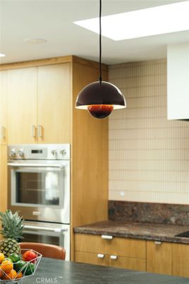 Dining room, Interior, Kitchen, Pendant Lights, Stainless Steel Appliances