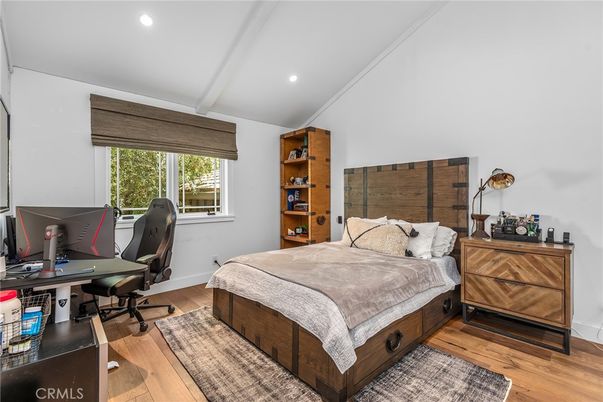 Bedroom, Home Office, Interior, Recessed Lighting, Wood Texture Flooring