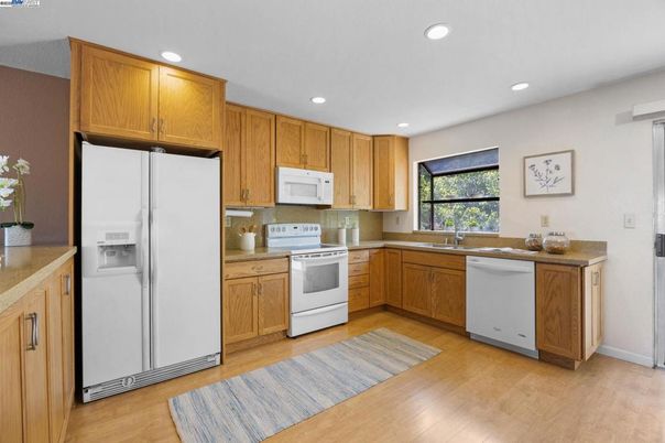 Interior, Kitchen, Recessed Lighting, Wood Texture Flooring
