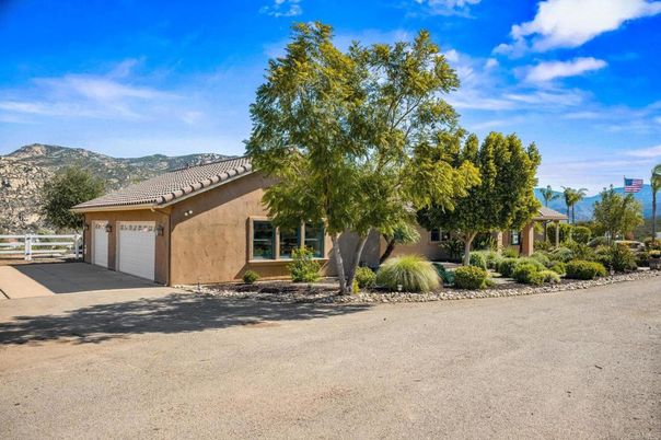 Backyard, Detached Garage, Exterior