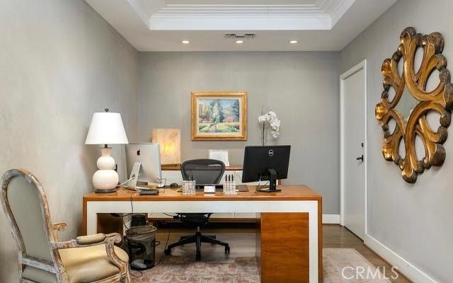 Home Office, Interior, Recessed Lighting, Wood Texture Flooring