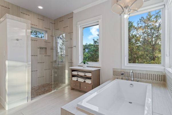 Bathroom, Glass Shower, Interior, Pendant Lights, Recessed Lighting