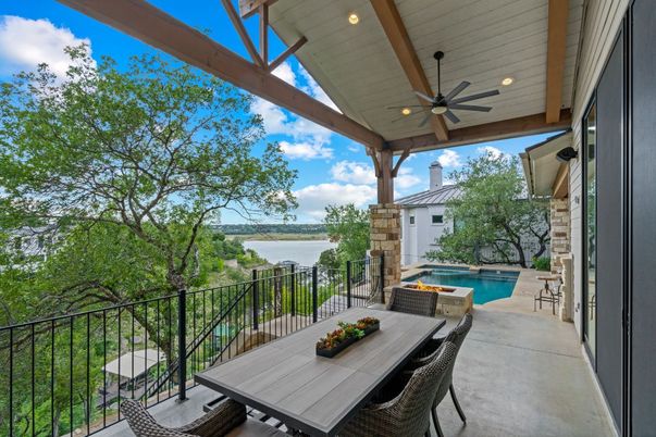 Exterior, Pool, Water