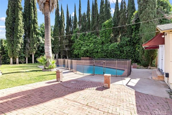 Backyard, Exterior, Pool