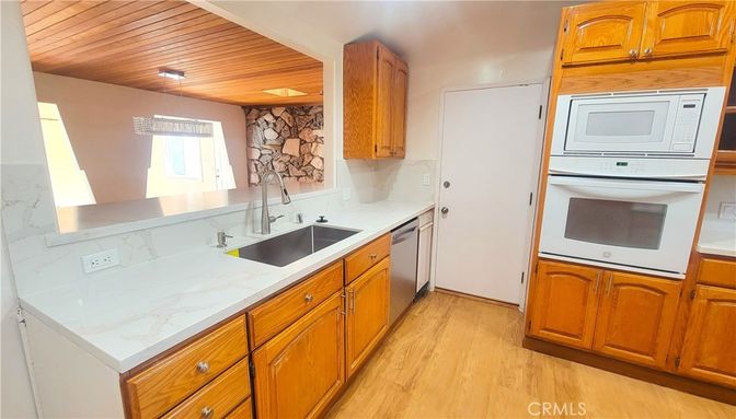 Interior, Kitchen, Recessed Lighting, Stone Walls, Wooden Ceilings, Wood Texture Flooring