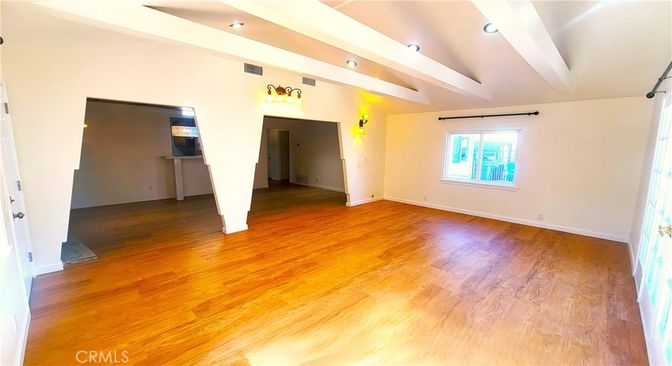 Empty room, Interior, Recessed Lighting, Wood Texture Flooring