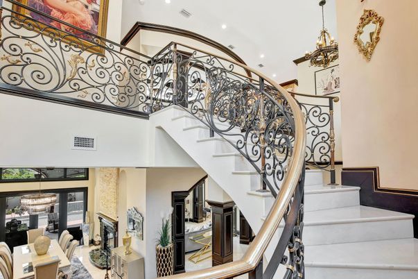 Chandelier, Interior, Recessed Lighting