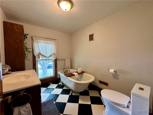 Bathroom, Free Standing Baths, Interior
