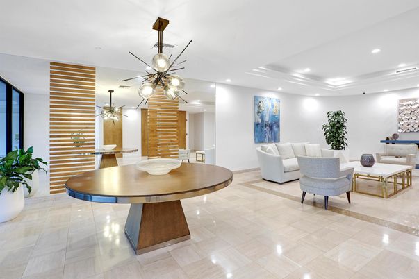 Dining room, Interior, Living room, Recessed Lighting