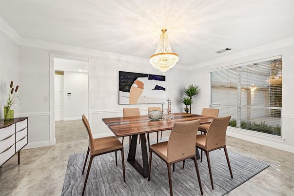 Chandelier, Dining room, Interior