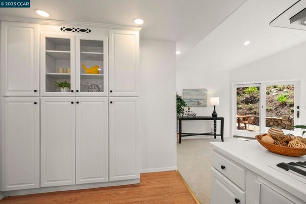 Interior, Kitchen, Recessed Lighting, Wood Texture Flooring