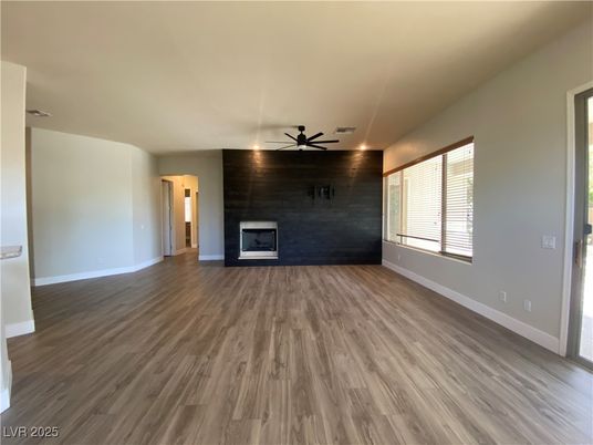 Empty room, Fireplace, Interior, Wood Texture Flooring