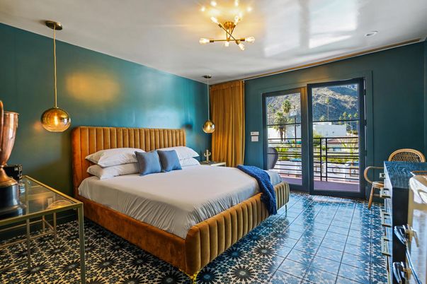 Bedroom, Interior, Pendant Lights
