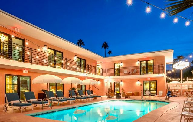 Exterior, Pool