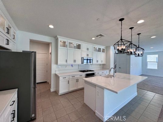 Chandelier, Interior, Kitchen, Pendant Lights, Recessed Lighting, Stainless Steel Appliances