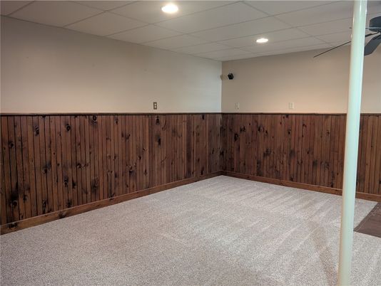 Empty room, Interior, Recessed Lighting