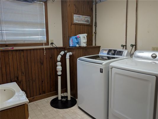 Interior, Washer, Wooden Walls