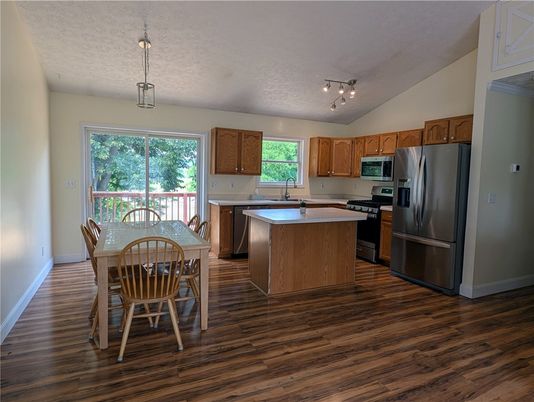 Dining room, Interior, Kitchen, Stainless Steel Appliances, Wood Texture Flooring