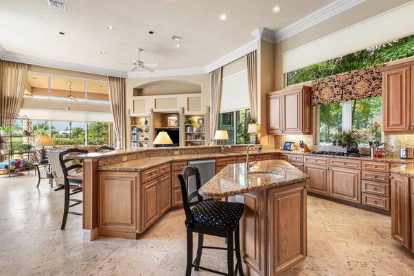 Dining room, Interior, Kitchen, Recessed Lighting