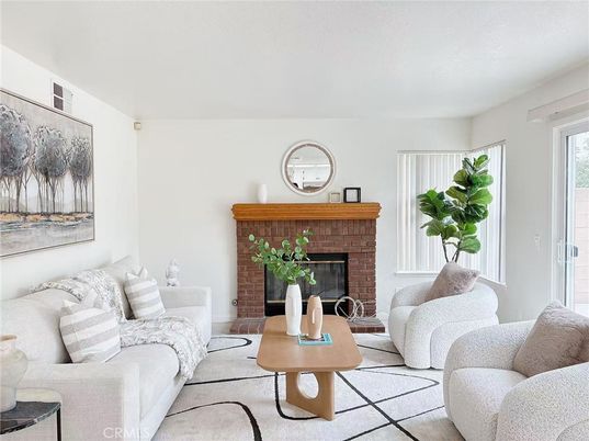 Fireplace, Interior, Living room