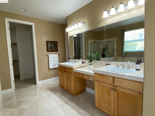 Bathroom, Dual Sink Vanities, Interior, Recessed Lighting, Tile Countertops